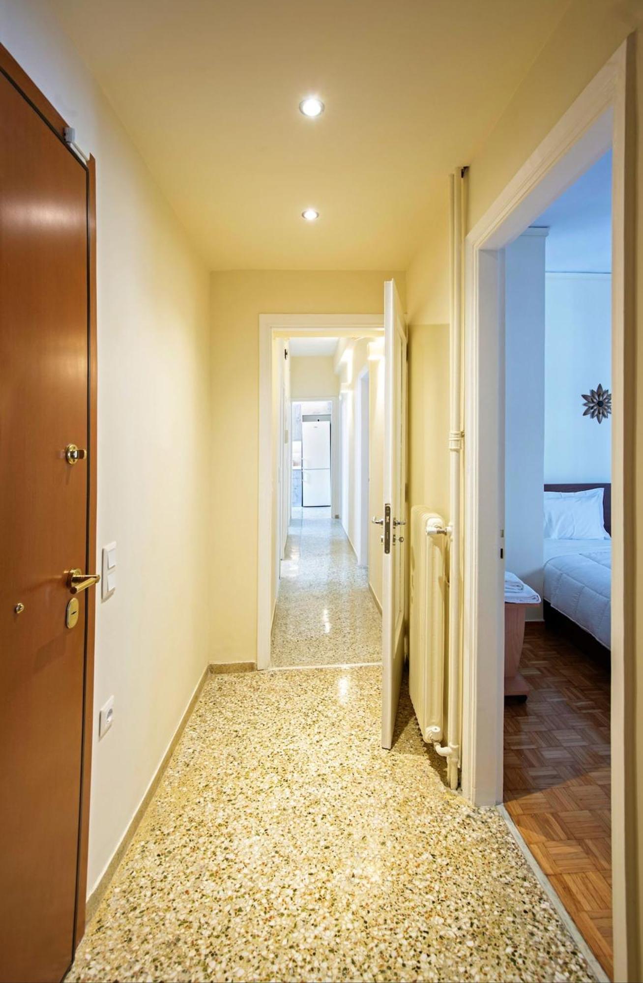 Peaceful Renovated Apartment Near Lycabettus Hill 雅典 外观 照片
